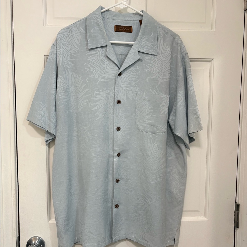 Tasso Elba Men’s 100% Silk Button Down Shirt Tropical Blue Summer Resort‎ Wear